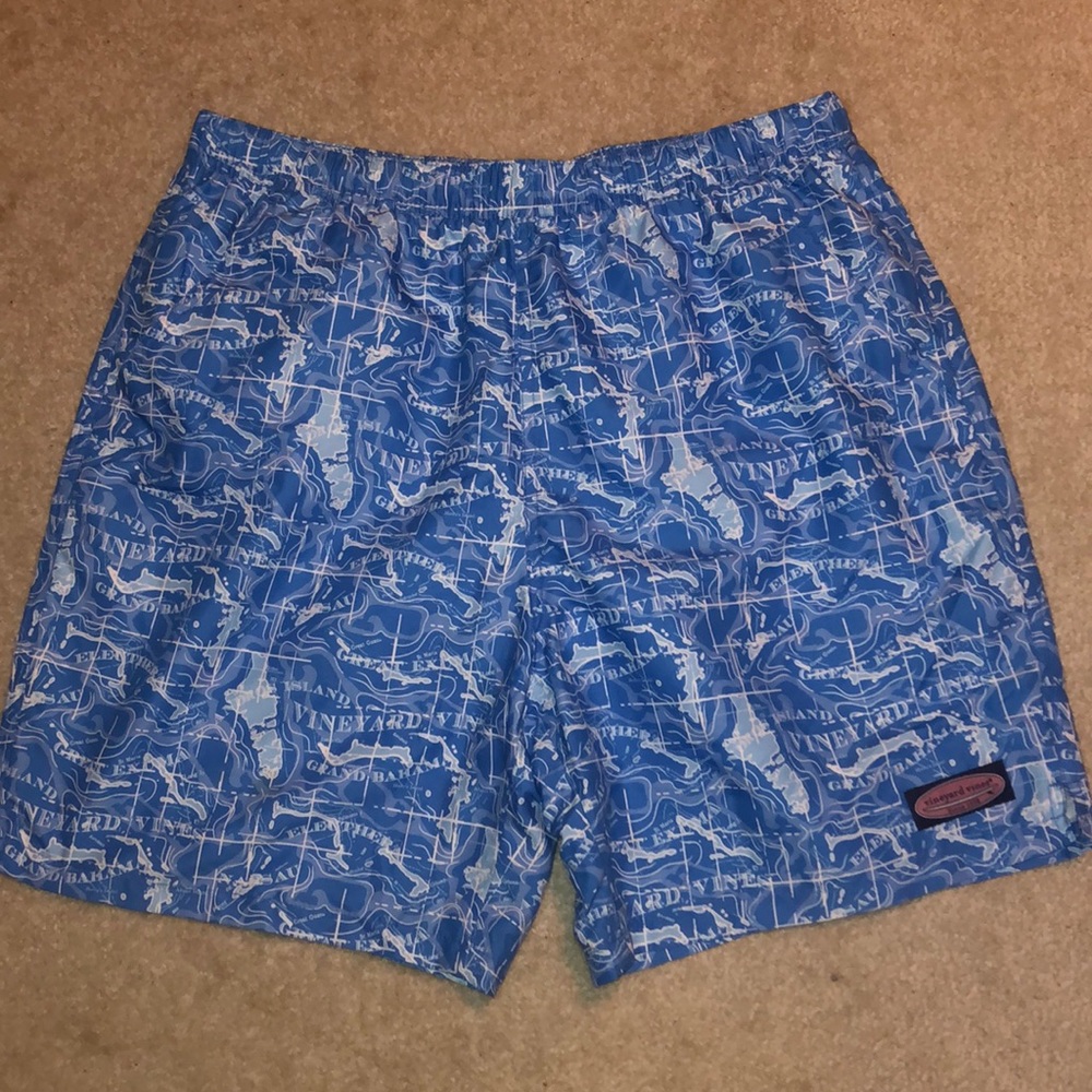 NEVER WORN Men’s Vineyard Vines 10 inch Swimsuit